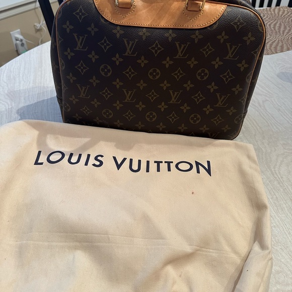 Louis Vuitton handbag - Picture 6 of 8